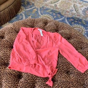 Madewell Brand new tied top with buttons sleeves